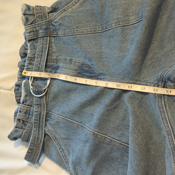 Lulu's high rise vintage style denim - Picture 5 of 8